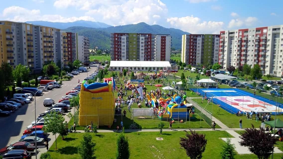 Avantgarden King Apart Брашов Екстериор снимка